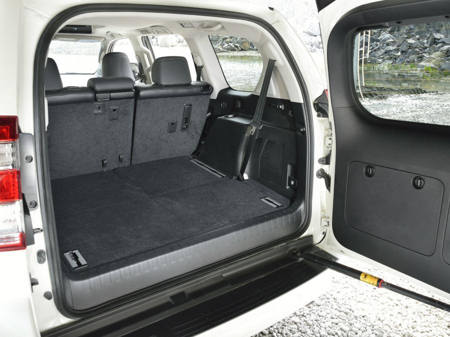  Toyota Land Cruiser Prado 2013 года  (фото 9 из 103)